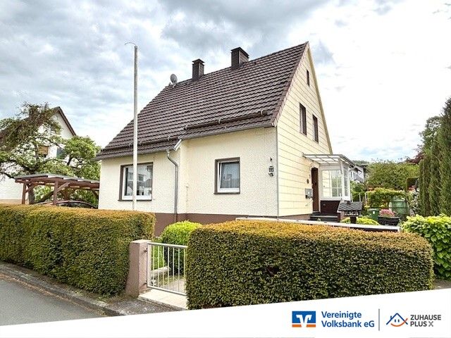 Gute Wohnlage, ein schönes Grundstück und auch noch zum erschwinglichen Preis!